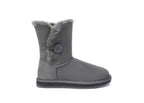 AUSTRALIAN SHEPHERD<sup>®</sup> Short Button Boots