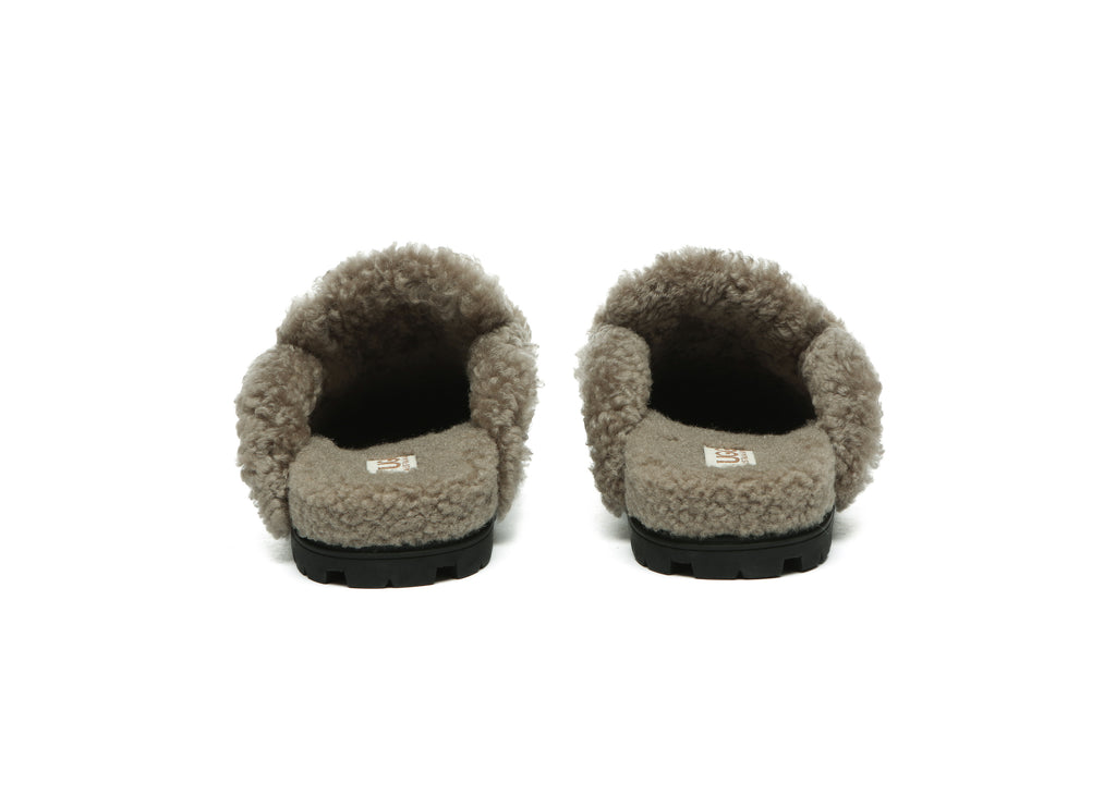 AUSTRALIAN SHEPHERD<sup>®</sup> Shearling Lined Slippers Remi