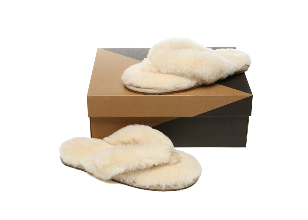 AUSTRALIAN SHEPHERD<sup>®</sup> UGG Thongs Women Fluffy Slides Farah