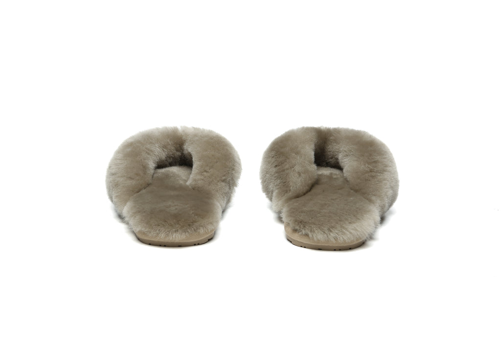 AUSTRALIAN SHEPHERD<sup>®</sup> UGG Thongs Women Fluffy Slides Farah
